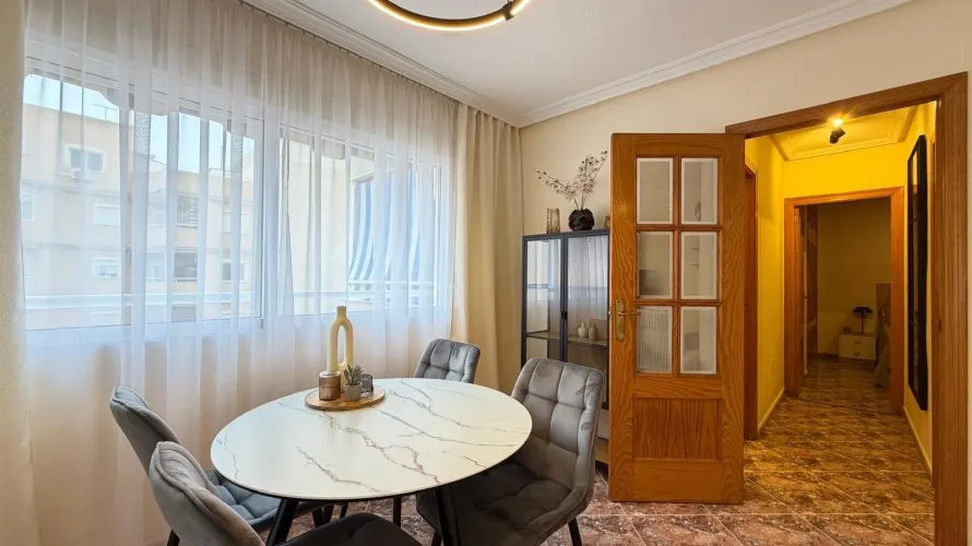 Apartment de 2 chambres à Torrevieja, Espagne No. 1866 № 20