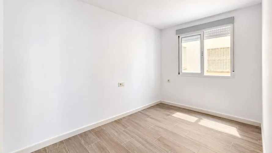 Apartment de 2 chambres à Torrevieja, Espagne No. 1928 № 5
