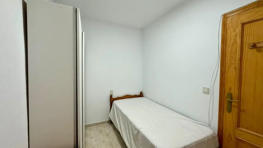 Apartment de 2 chambres à Torrevieja, Espagne No. 1865 № 16