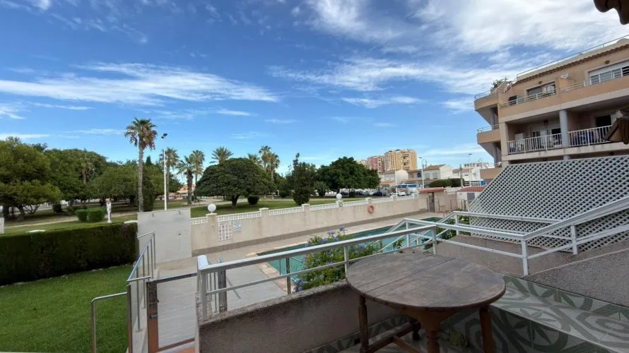 Bungalow de 1 chambre à Torrevieja, Espagne No. 1879 № 22