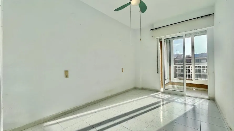 Apartment de 3 chambres à Torrevieja, Espagne No. 1838 № 19