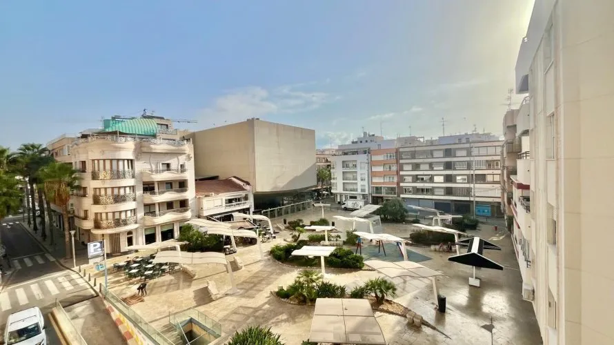 Apartment de 3 chambres à Torrevieja, Espagne No. 1838 № 26