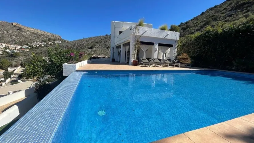 Villa de 229m² à Moraira, Espagne No. 1918 № 28