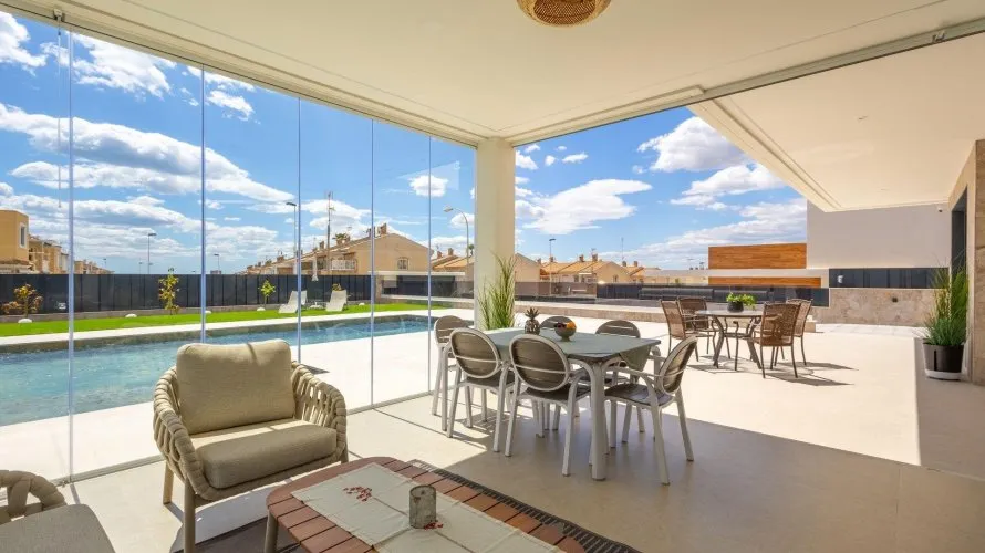 Villa de 234m² à Torrevieja, Espagne No. 1832 № 8