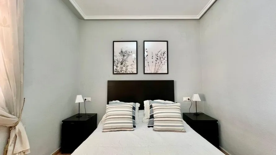 Apartment de 1 chambre à Torrevieja, Espagne No. 1870 № 11