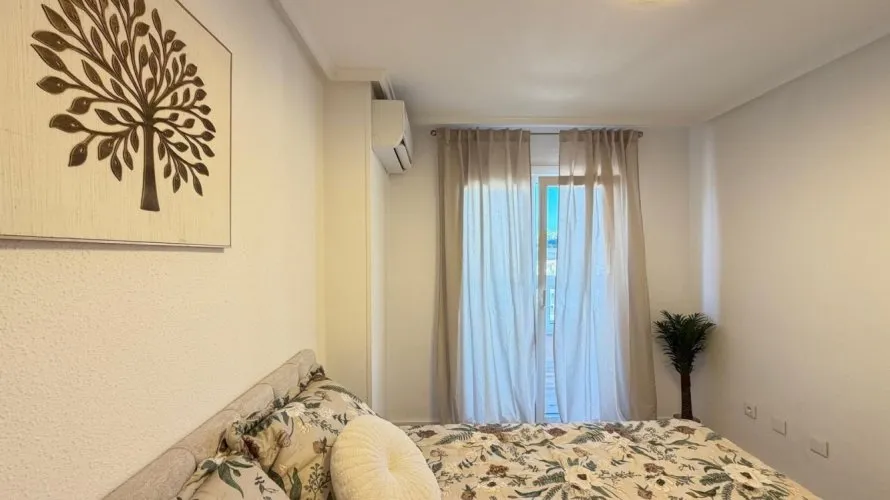 Apartment de 3 chambres à Torrevieja, Espagne No. 1929 № 23