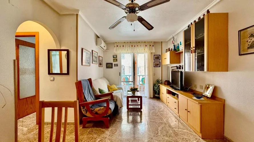 Apartment de 2 chambres à Torrevieja, Espagne No. 1754 № 27