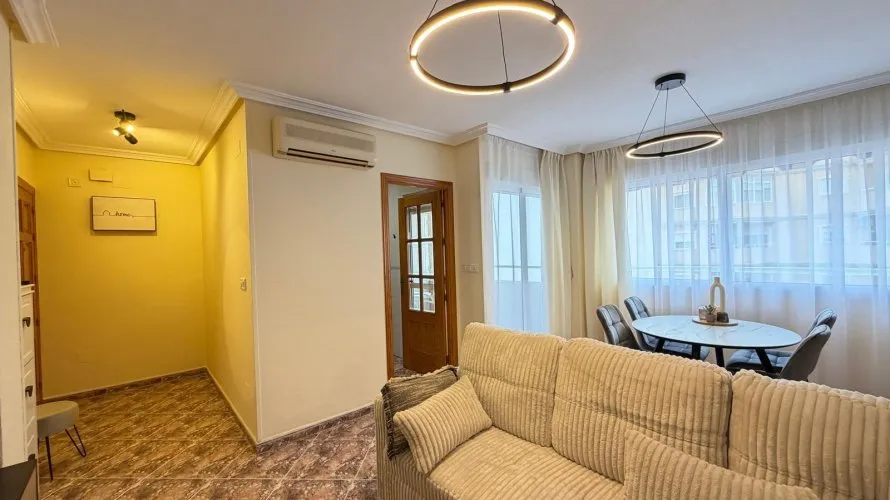 Apartment de 2 chambres à Torrevieja, Espagne No. 1866 № 22
