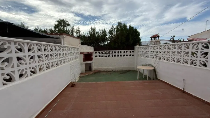 Bungalow de 1 chambre à Torrevieja, Espagne No. 1879 № 15