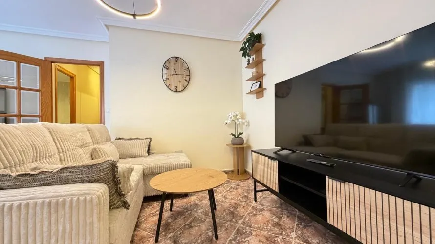Apartment de 2 chambres à Torrevieja, Espagne No. 1866 № 23
