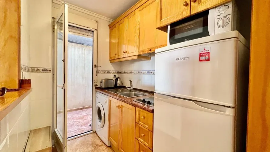 Apartment de 1 chambre à Torrevieja, Espagne No. 1870 № 4