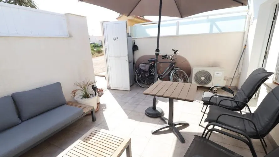 Bungalow de 3 chambres à Torrevieja, Espagne No. 1883 № 3