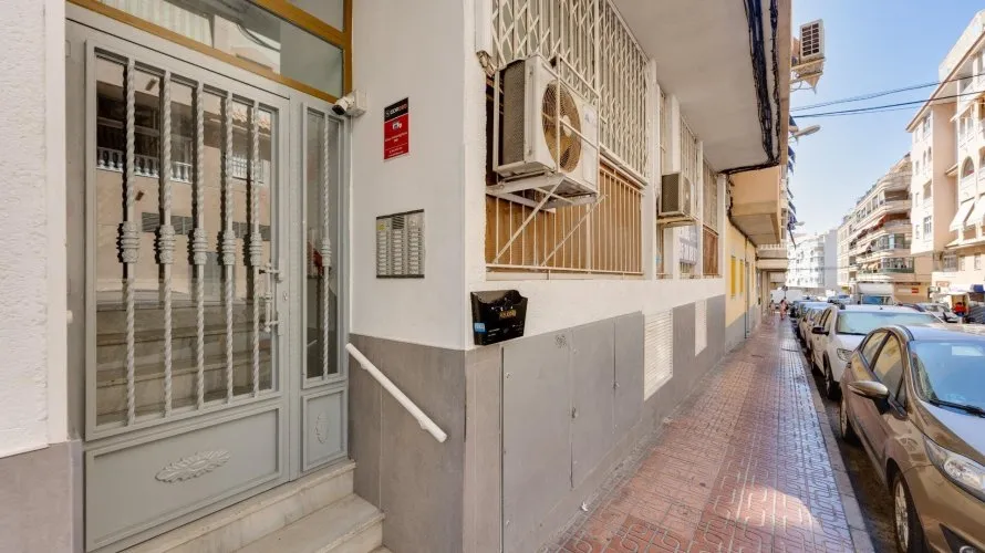 Apartment de 24m² à Torrevieja, Espagne No. 1819 № 8