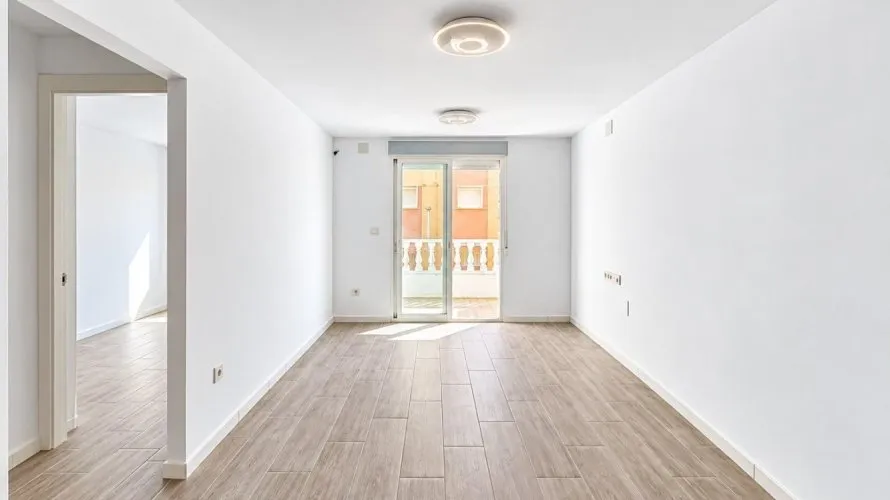 Apartment de 2 chambres à Torrevieja, Espagne No. 1928 № 10