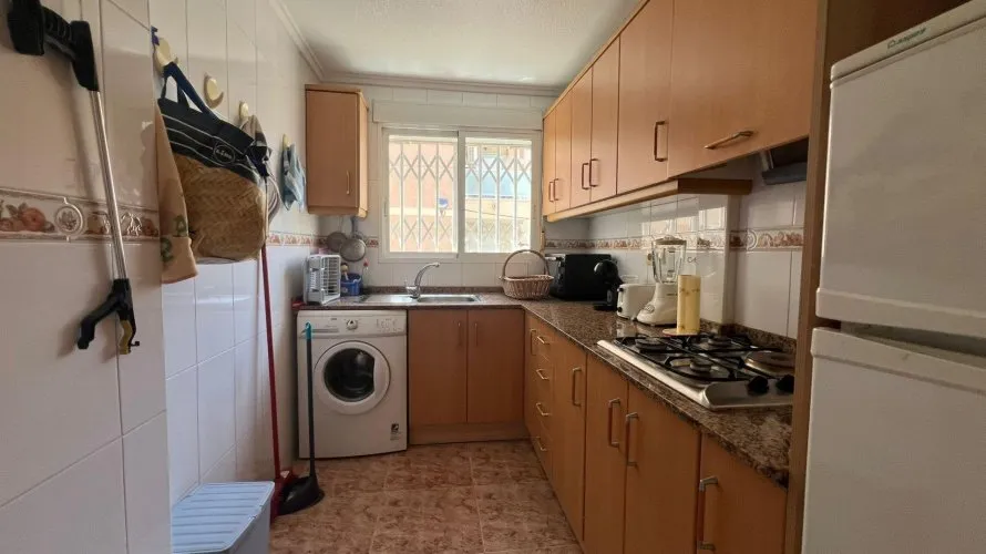 Apartment de 2 chambres à Torrevieja, Espagne No. 1772 № 10