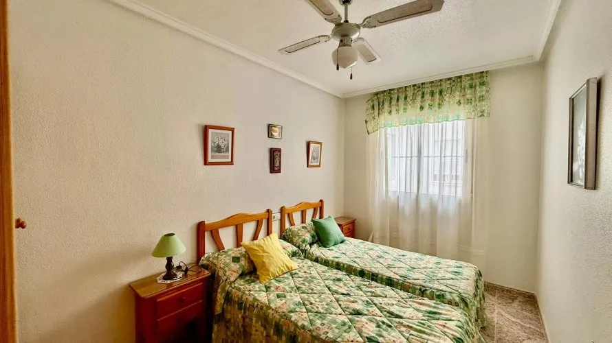 Apartment de 2 chambres à Torrevieja, Espagne No. 1754 № 18