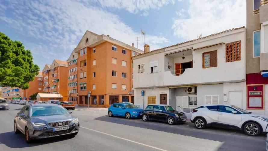 Bungalow de 75m² à Torrevieja, Espagne No. 1767 № 5
