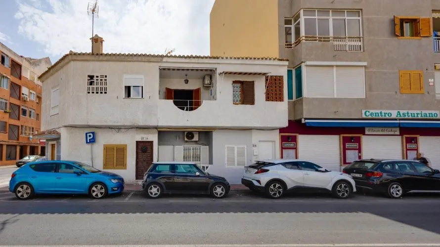 Bungalow de 75m² à Torrevieja, Espagne No. 1767 № 4