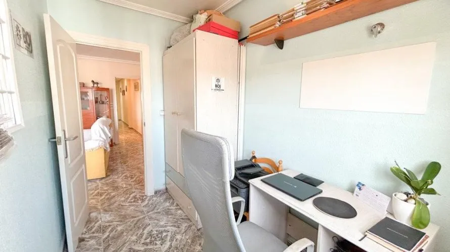 Penthouse de 1 chambre à Torrevieja, Espagne No. 1974 № 2