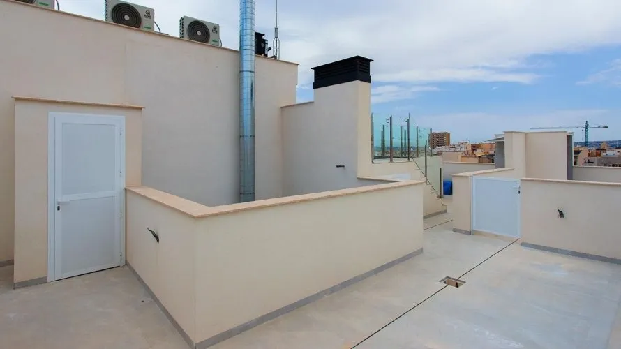 Apartment de 83m² à Torrevieja, Espagne No. 1945 № 1