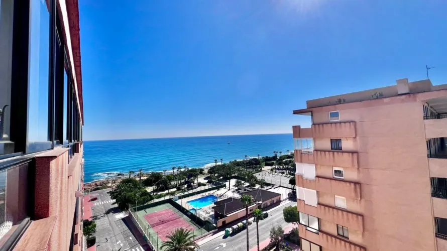 Apartment de 65m² à Torrevieja, Espagne No. 1952 № 1