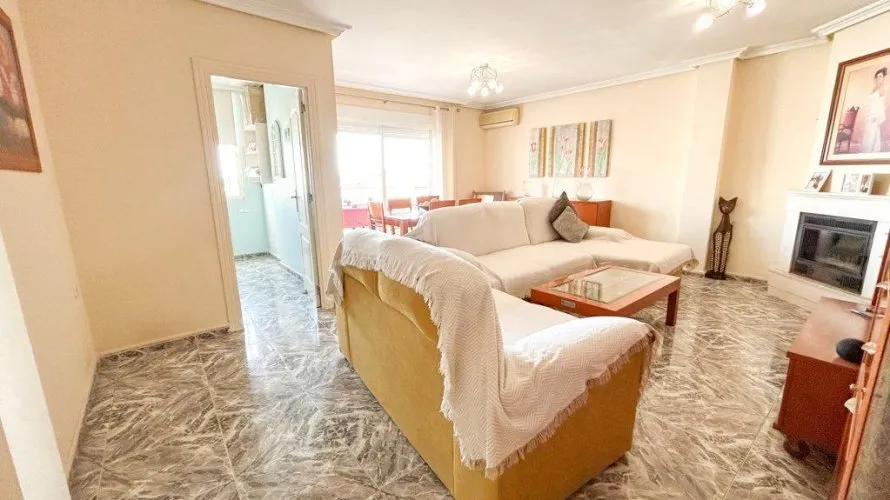Penthouse de 1 chambre à Torrevieja, Espagne No. 1974 № 13