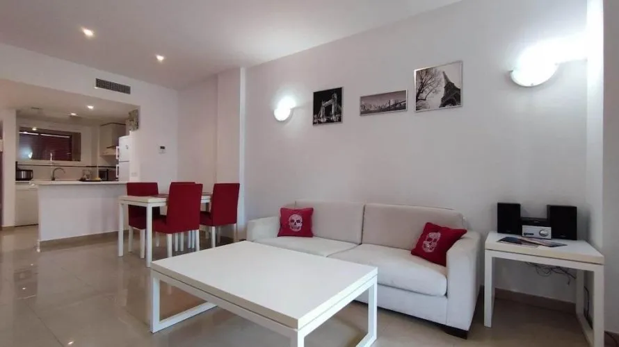 Apartment de 2 chambres à Torrevieja, Espagne No. 1963 № 14
