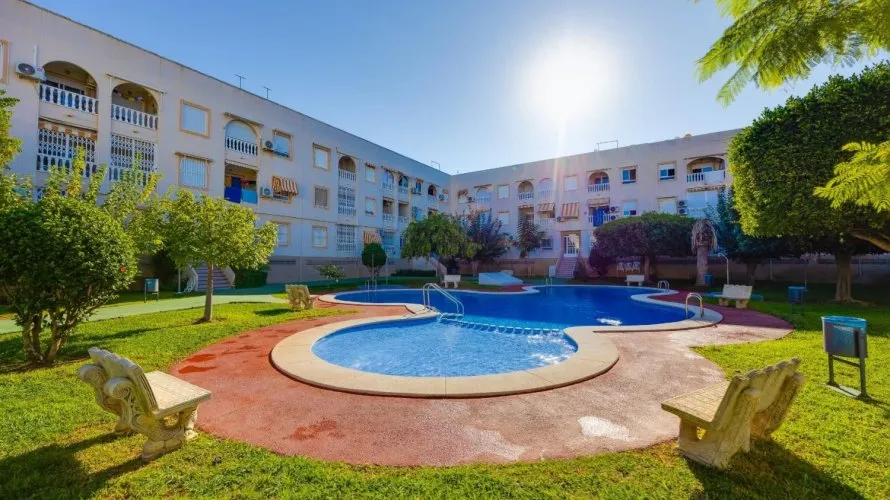 Penthouse de 61m² à Torrevieja, Espagne No. 1944 № 4