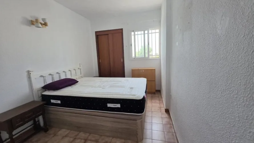 Bungalow de 1 chambre à Torrevieja, Espagne No. 1969 № 14
