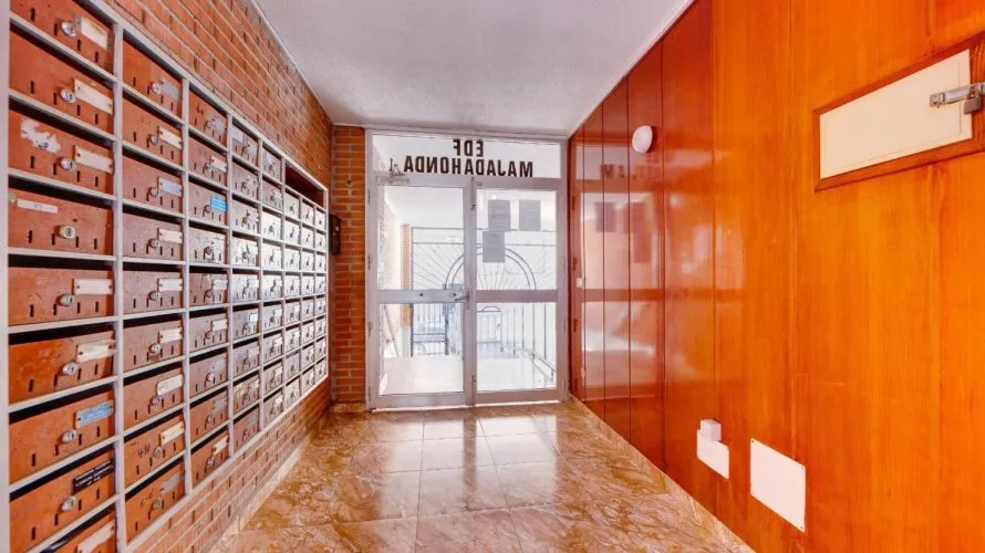 Apartment de 70m² à Torrevieja, Espagne No. 1940 № 1