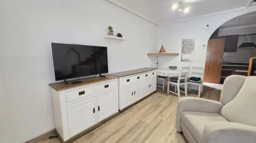 House de 2 chambres à Torrevieja, Espagne No. 1970 № 20