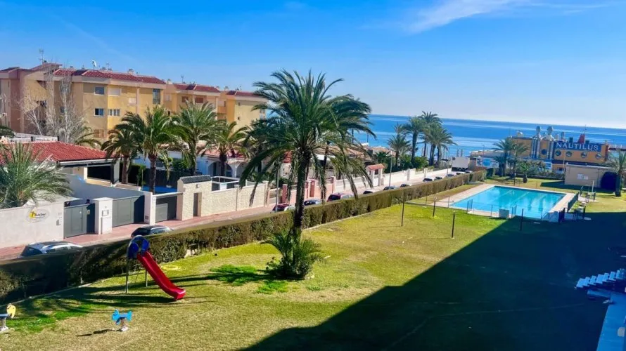Apartment de 75m² à Torrevieja, Espagne No. 1950 № 11