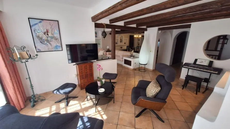 Apartment de 2 chambres à Torrevieja, Espagne No. 1971 № 24