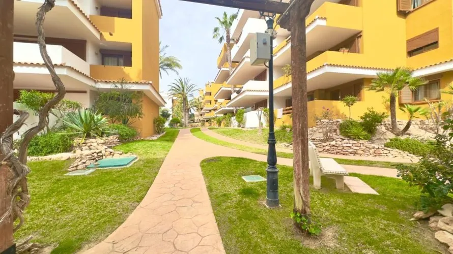 Apartment de 84m² à Torrevieja, Espagne No. 1953 № 3