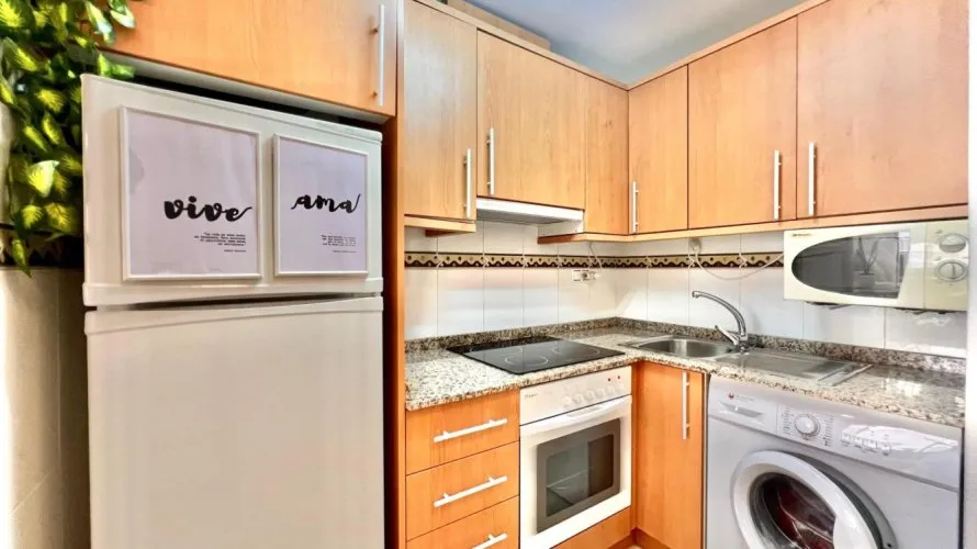 Apartment de 2 chambres à Torrevieja, Espagne No. 1965 № 5