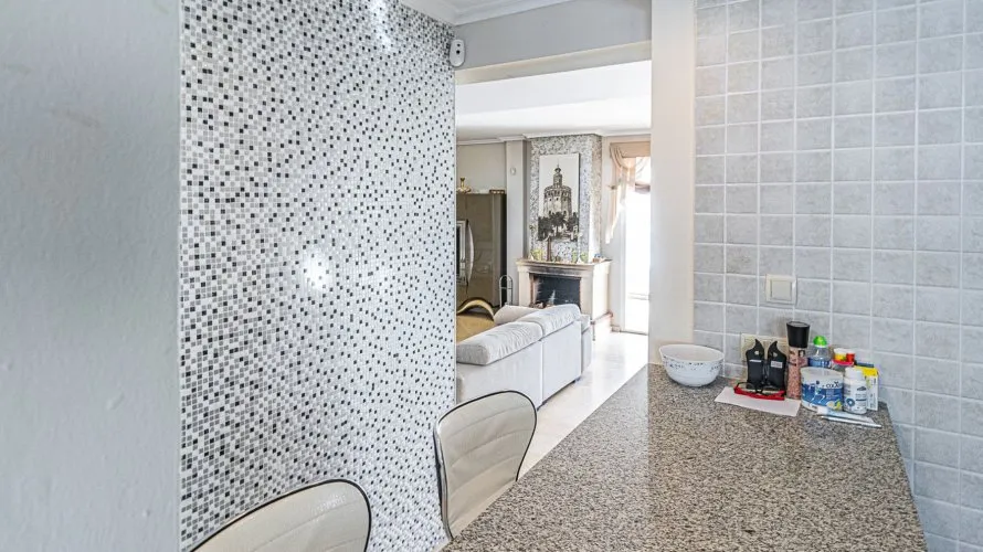 Villa de 370m² à Torrevieja, Espagne No. 1978 № 20