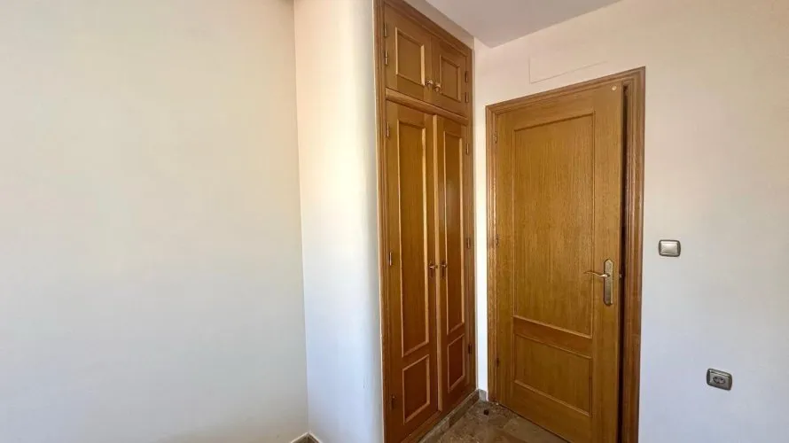 Квартира с 4 спальнями в Торревьеха, Испания №541 № 24
