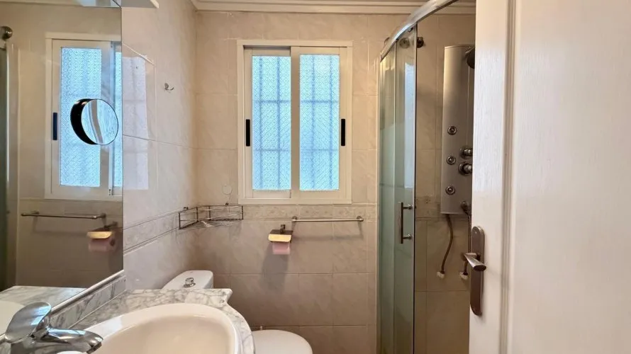 Квартира с 1 спальней в Торревьеха, Испания №1430 № 20