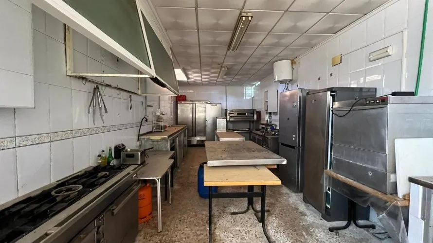 Коммерческая недвижимость 300м² в Торревьеха, Испания №1378 № 3