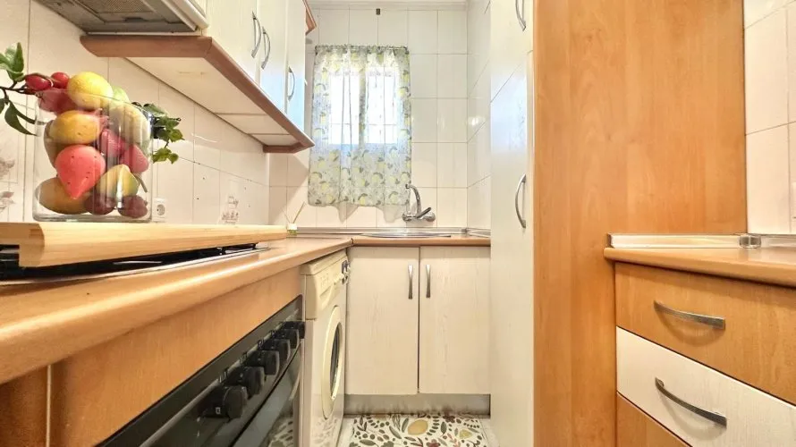 Квартира с 1 спальней в Торревьеха, Испания №1510 № 15