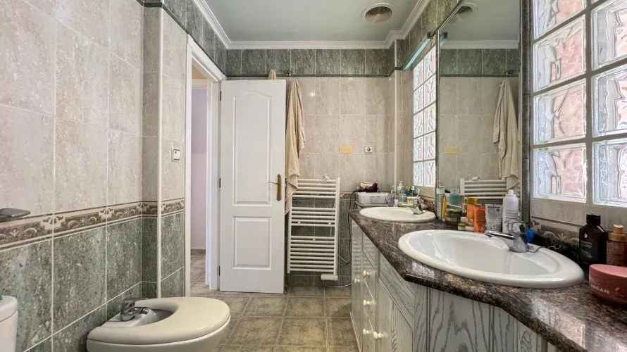 3 bedrooms house for sale, Guardamar del Segura, Spain No. 563 № 28