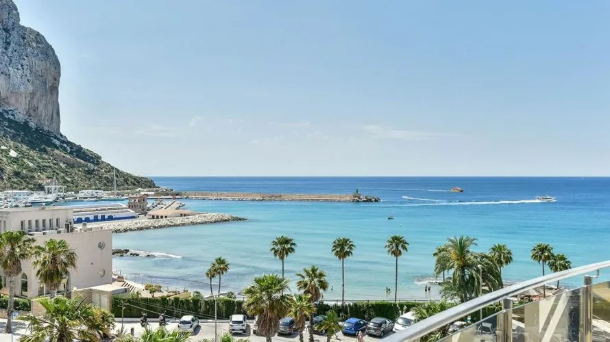 3 bedrooms apartment for sale, Calpe, Spain No. 128 № 14