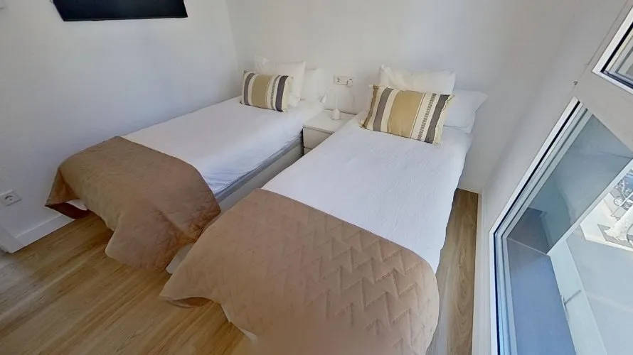 2 bedrooms apartment for sale, Benidorm, Spain No. 199 № 12