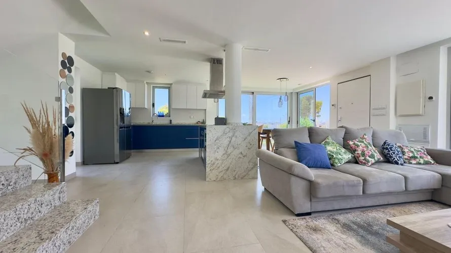 3 bedrooms villa for sale, Finestrat, Spain No. 406 № 13