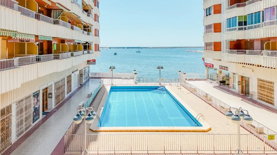 100m² apartment for sale, Torrevieja, Spain No. 722 № 21