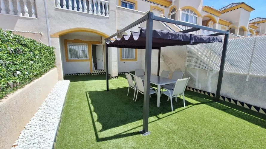 1 bedroom bungalow for sale, Torrevieja, Spain No. 789 № 3