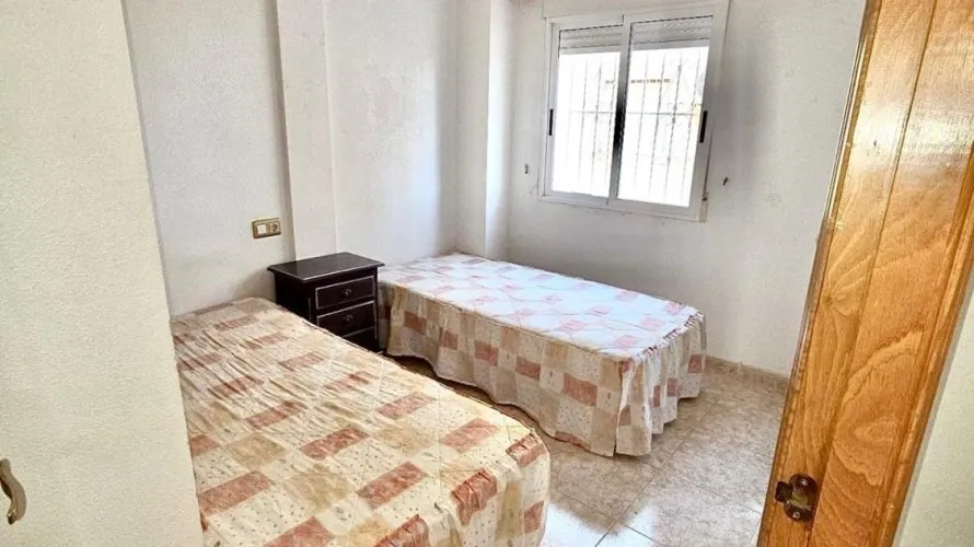 3 bedrooms house for sale, Torrevieja, Spain No. 696 № 11
