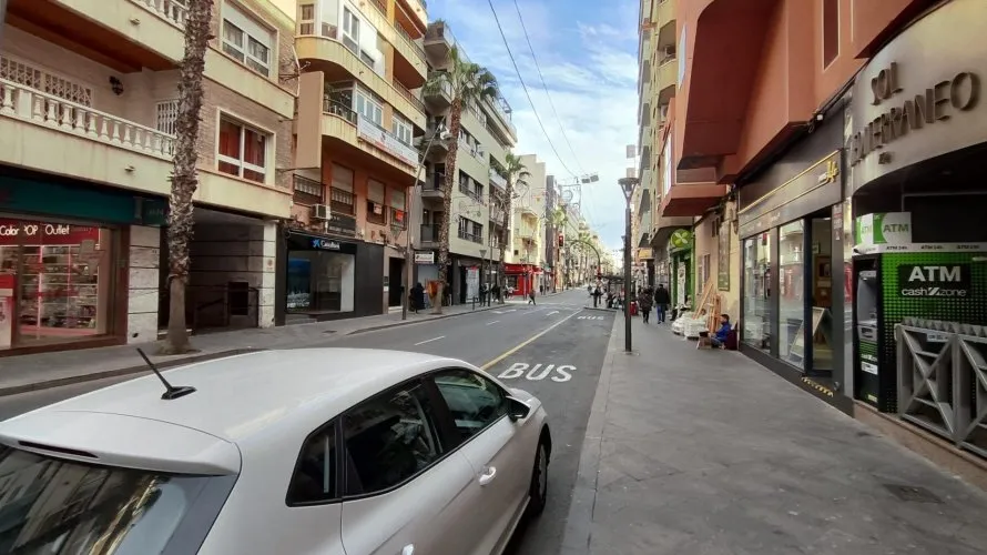 255m² apartment for sale, Torrevieja, Spain No. 376 № 3