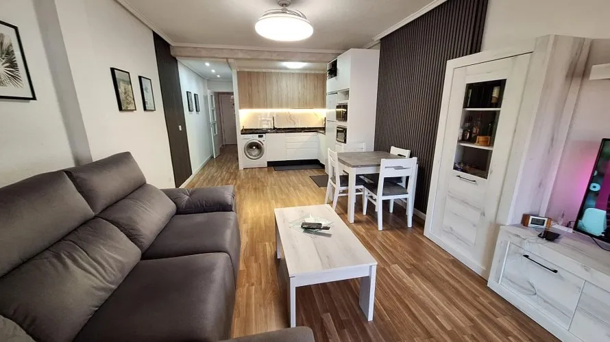 2 bedrooms penthouse for sale, Torrevieja, Spain No. 187 № 6