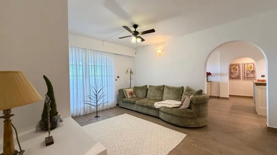 3 bedrooms penthouse for sale, Torrevieja, Spain No. 213 № 9